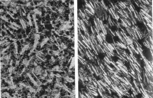 Fig. 3-16. A: textura intergranular. B: Textura traquítica.