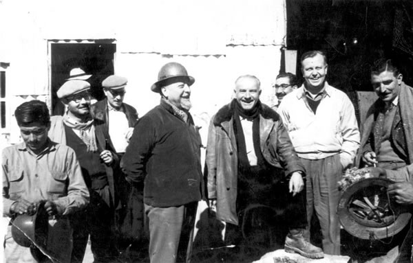 Visita del Gobernador de Catamarca Juan Manuel Salas al yacimiento de Farall&oacute;n Negro.(Fotos cedidas por Mario Alderete).Visita del Gobernador de Catamarca Juan Manuel Salas al yacimiento de Farall&oacute;n Negro.(Fotos cedidas por Mario Alderete).